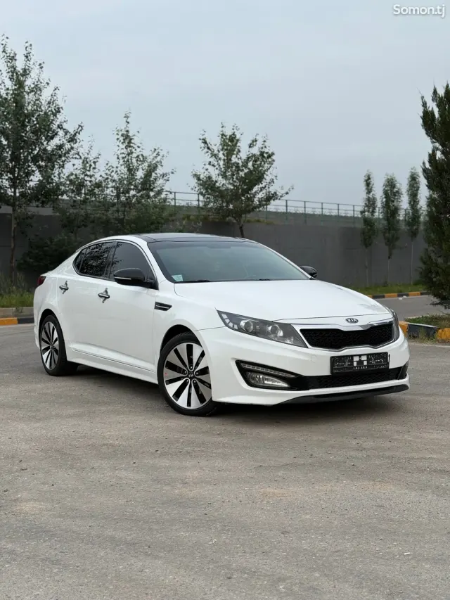 Kia K5 2012 · 2.5 AT