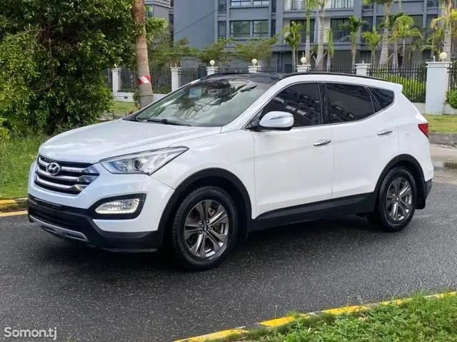 Hyundai Santa Fe 2015 · 2.4 AT