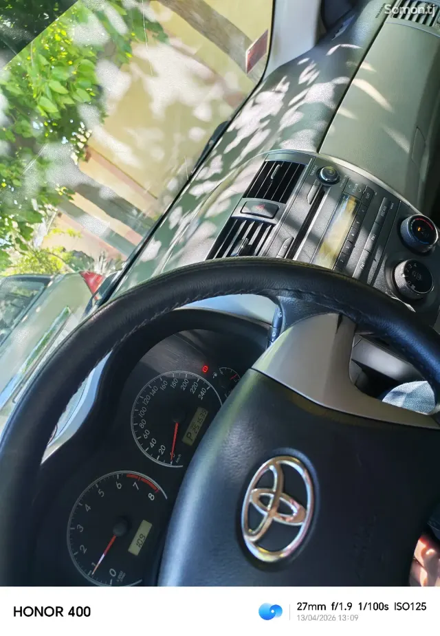 Toyota Corolla 2011 · 1.8 AT