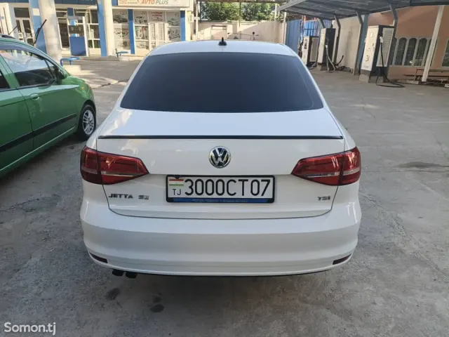 Volkswagen Jetta 2014 · 1.8 AT