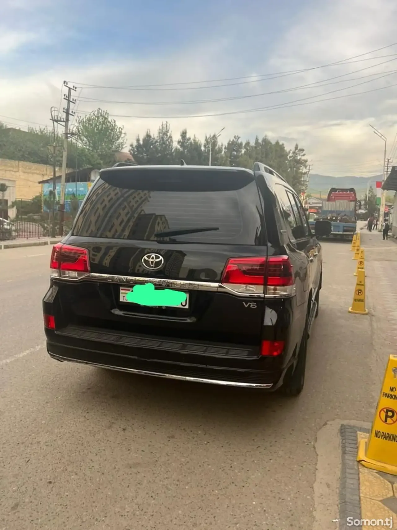 Toyota Land Cruiser 2017 · 4.4 AT