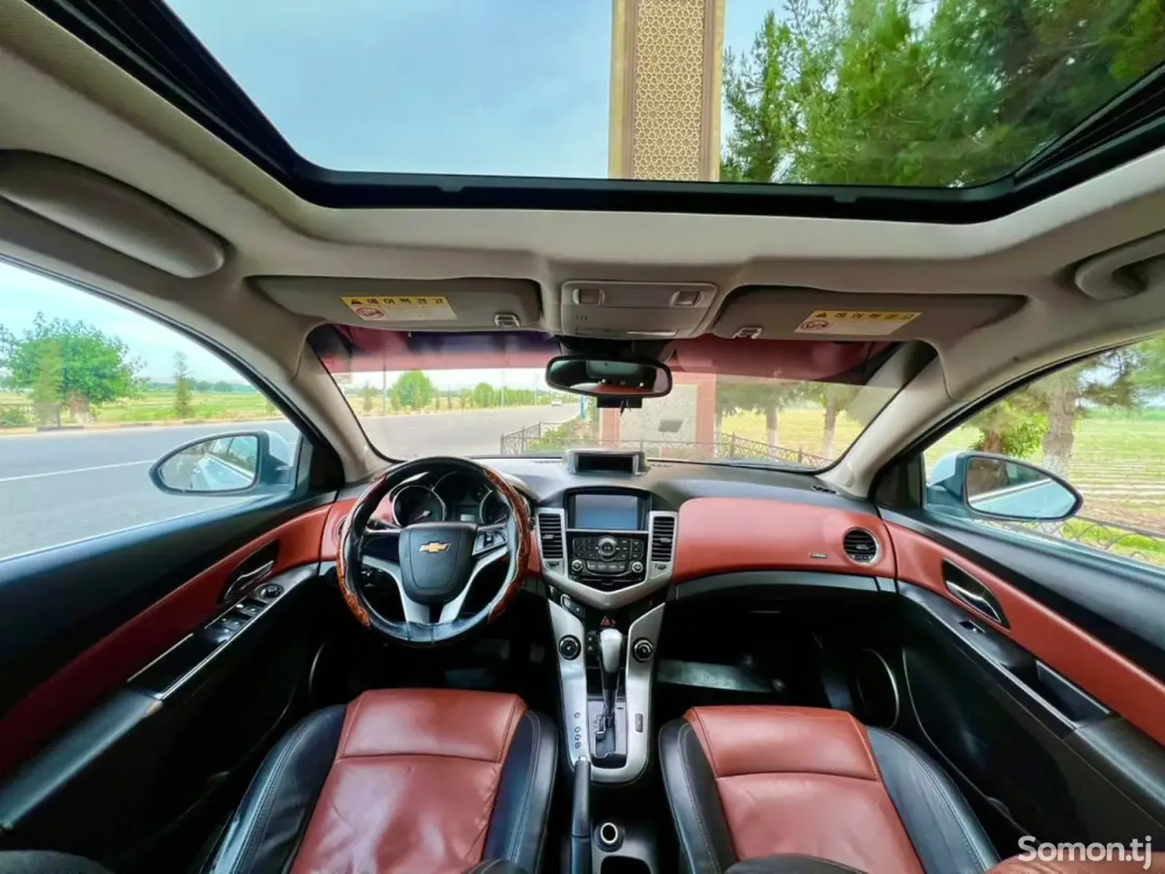 Chevrolet Cruze 2010 · 1.6 AT