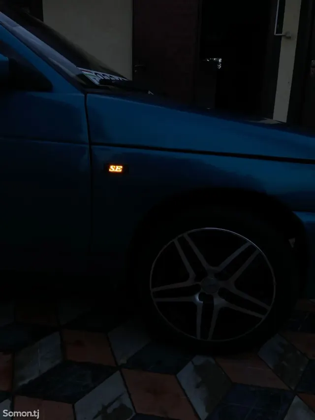 Lada (ВАЗ) 2110 2004 · 1.5 MT