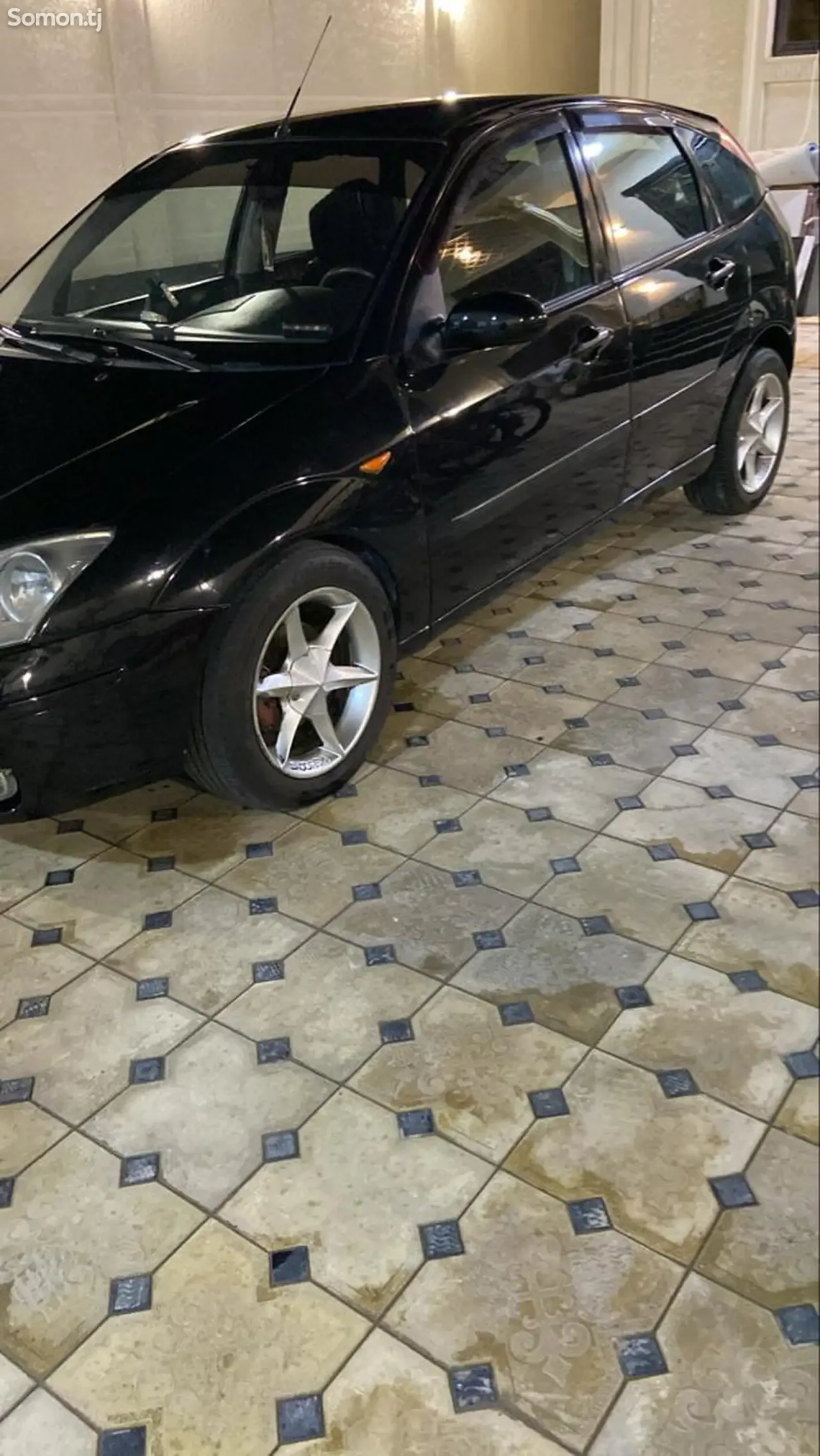 Ford Focus 2004 · 1.6 AT