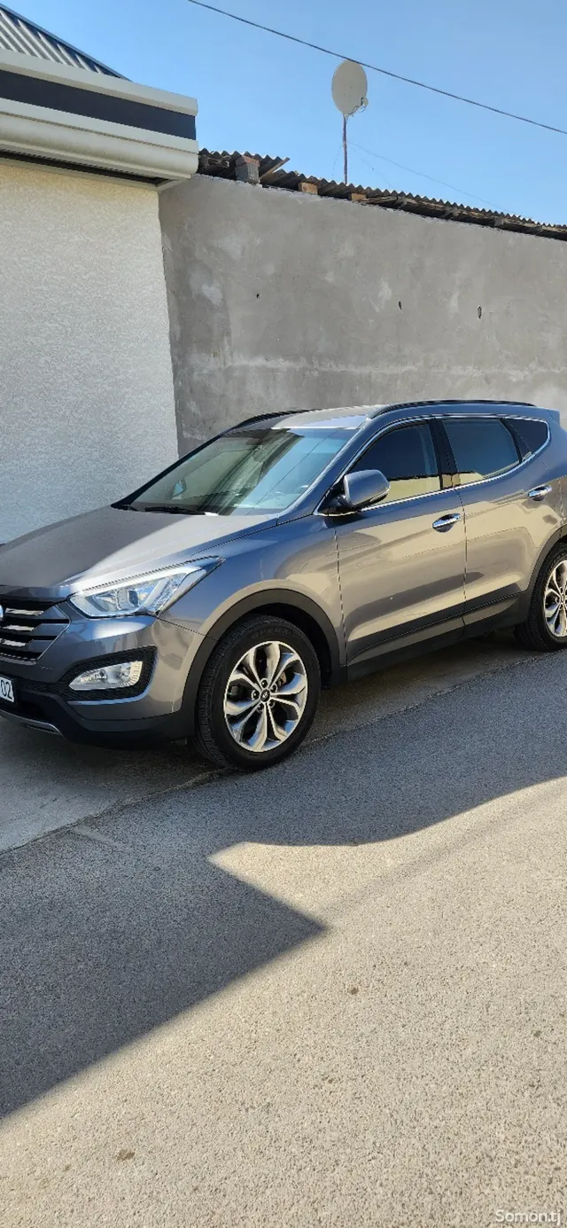 Hyundai Santa Fe 2014 · 2.0 AT