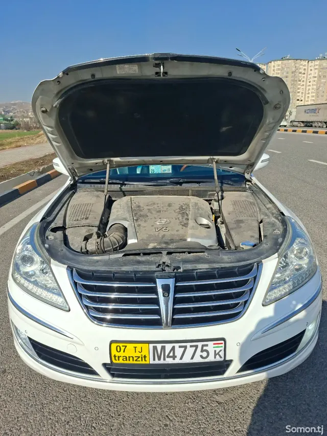 Hyundai Equus 2011 · 3.8 AT