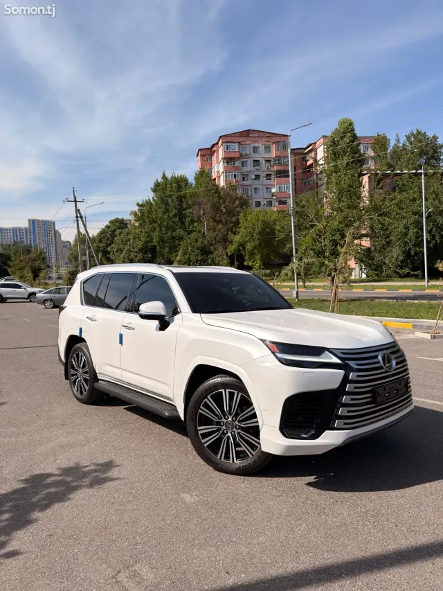 Lexus LX series 2025 · 3.5 AT
