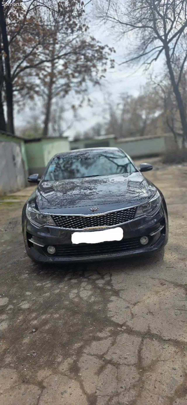 Kia K5 2016 · 2.0 AT