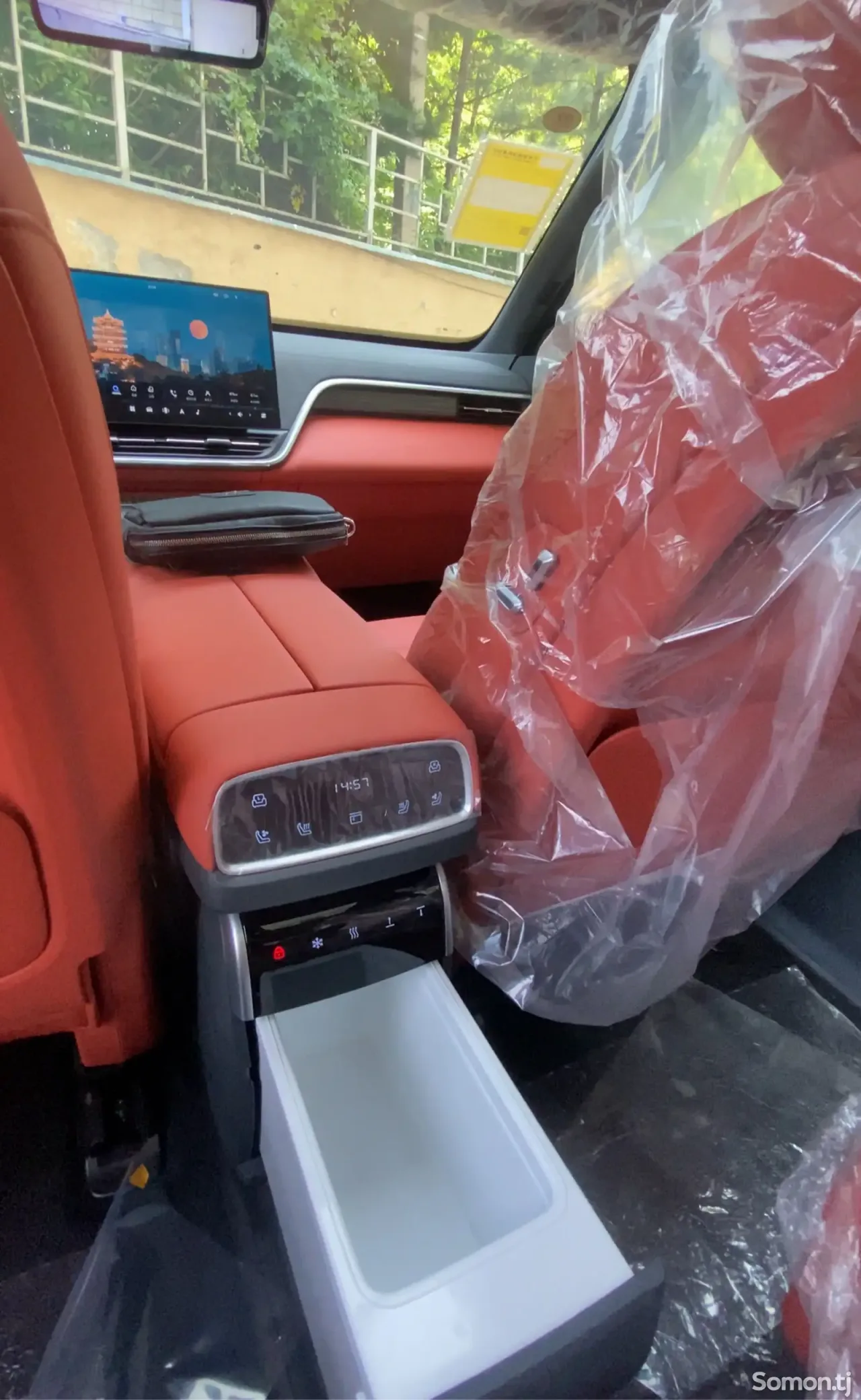Dongfeng EP 008 2025 · AT