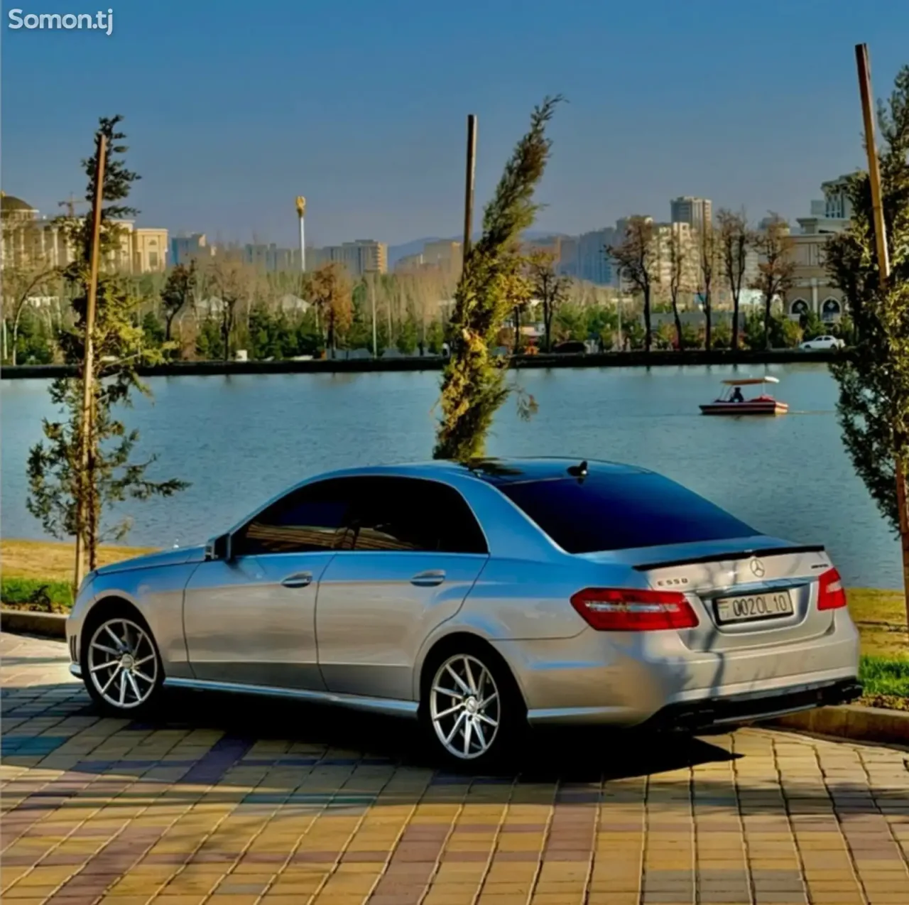 Mercedes-Benz E class 2012 · 3.5 AT