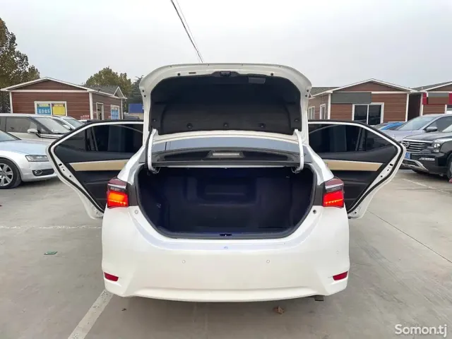 Toyota Corolla 2018 · 1.8 AT
