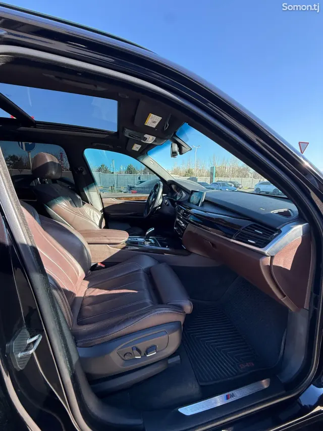 BMW X5 2015 · 3.5 AT