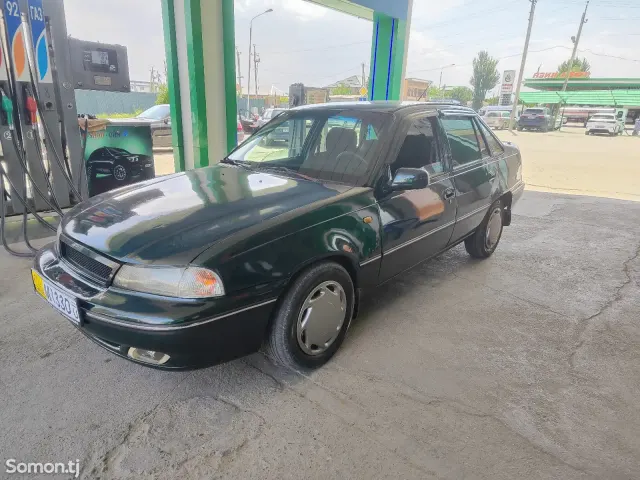 Daewoo Nexia 1996 · 1.6 MT