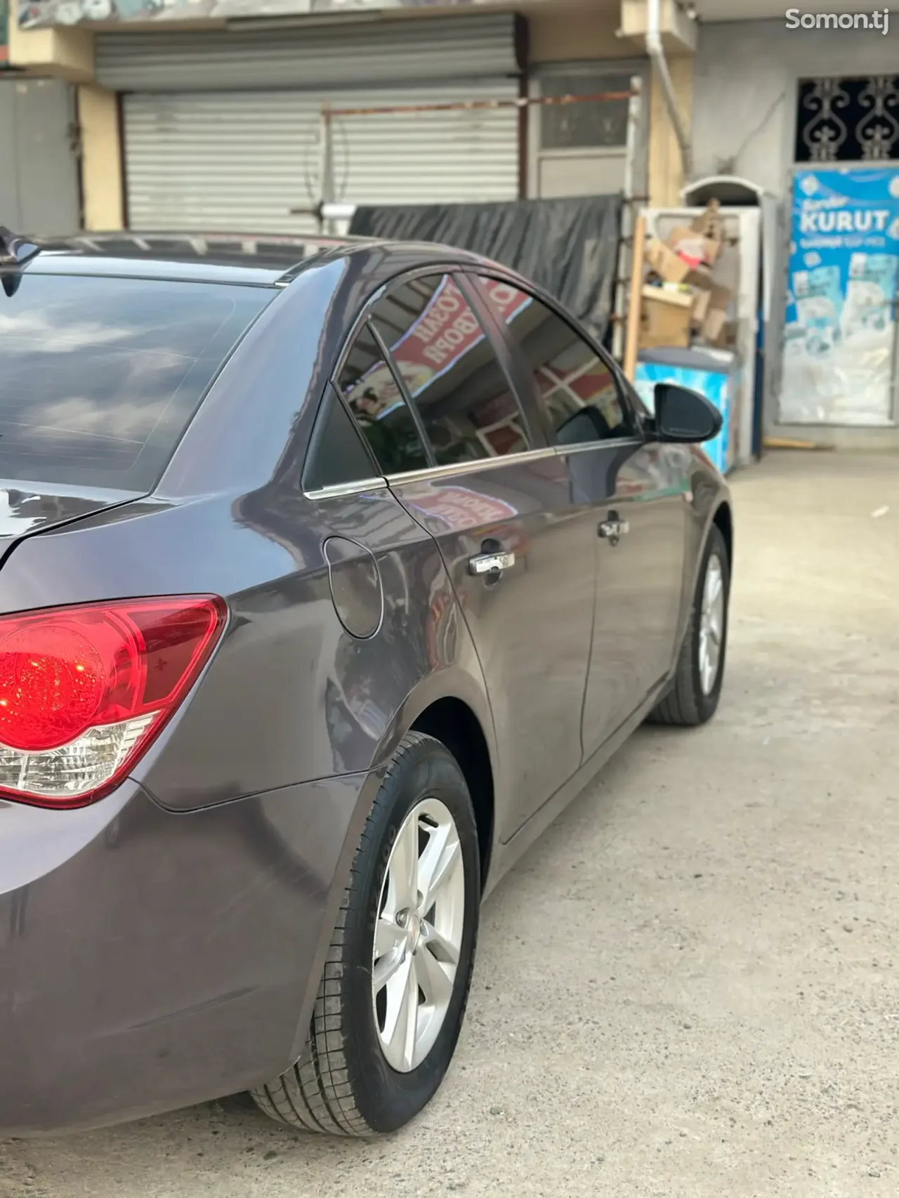 Chevrolet Cruze 2011 · 1.8 AT