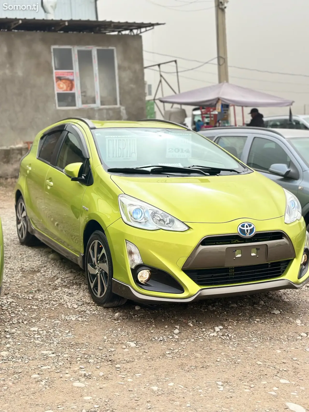 Toyota Aqua 2015 · 1.5 AT