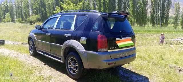 Ssang Yong Rexton 2002 · 2.9 MT