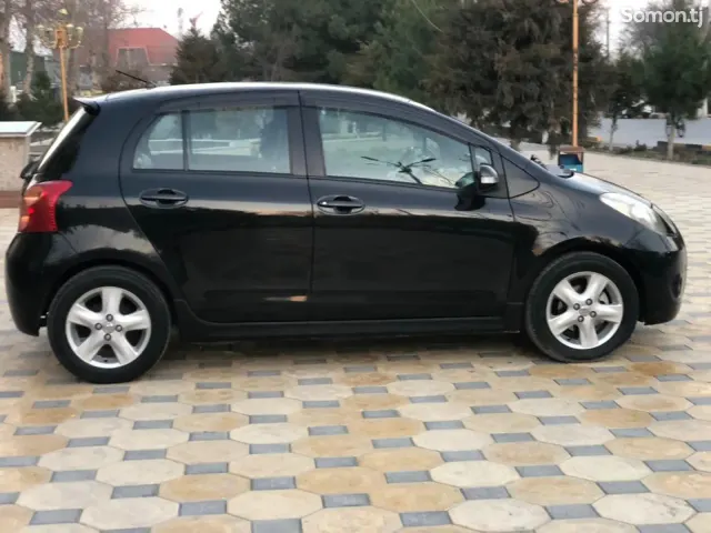 Toyota Vitz 2008 · 1.3 AT