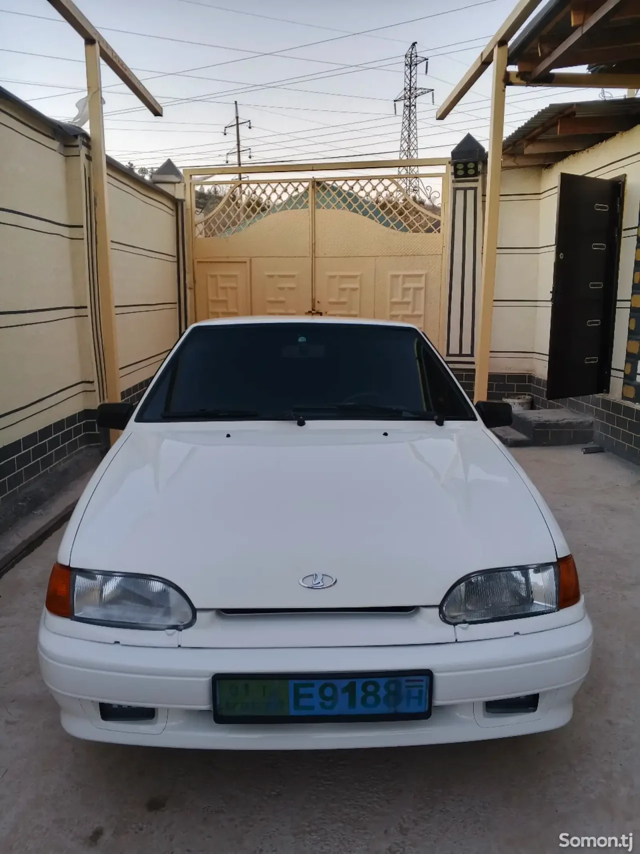 Lada (ВАЗ) 2114 2012 · 1.7 MT