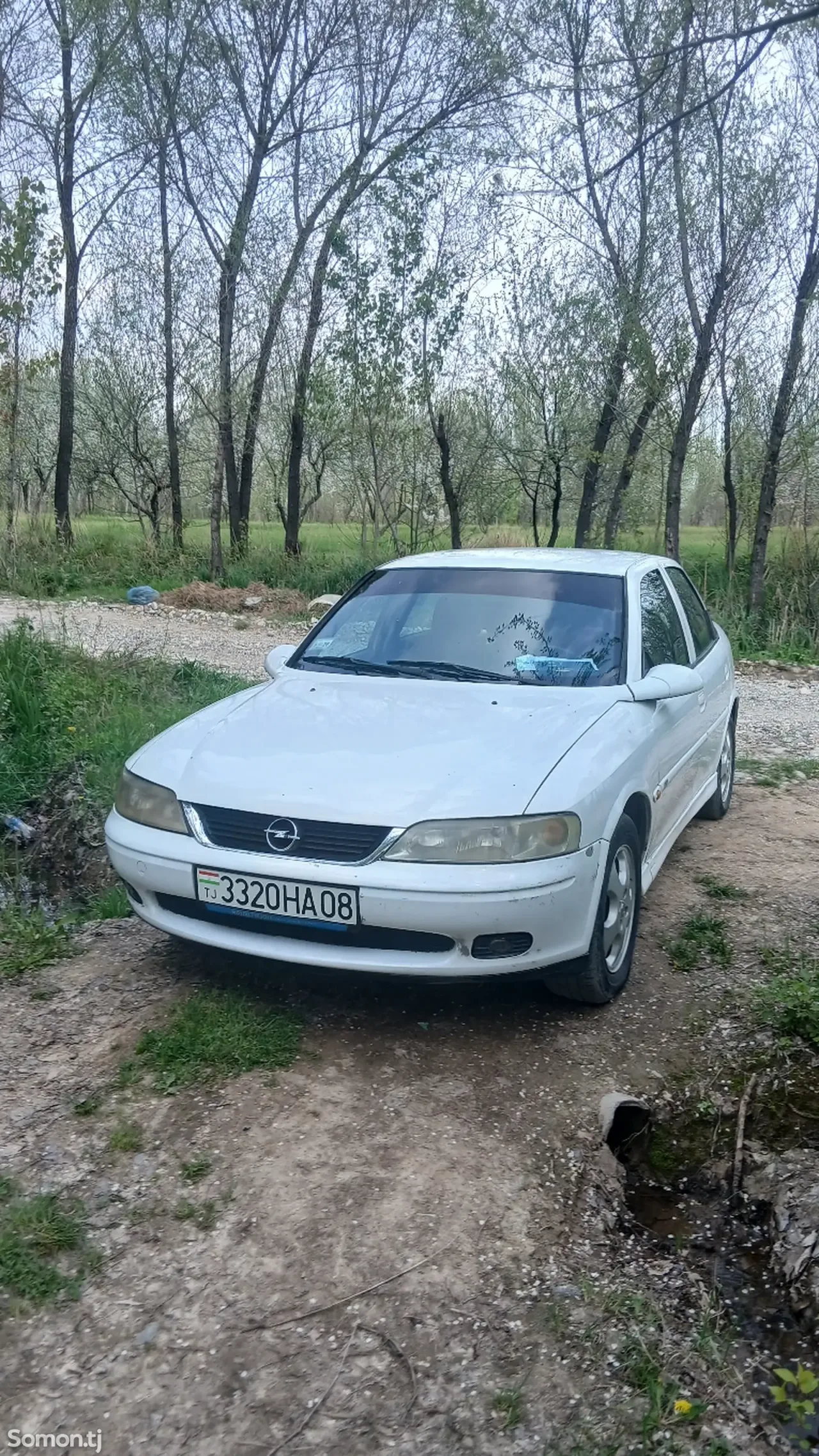 Opel Vectra B 1998 · 1.6 MT