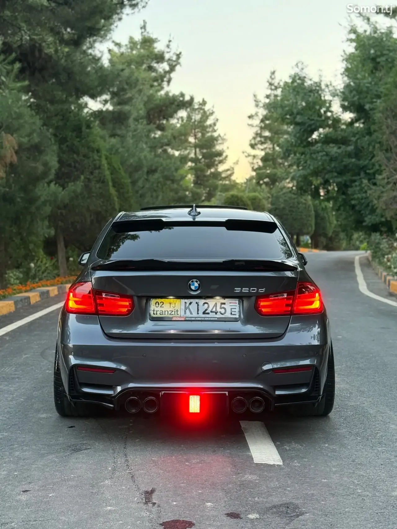 BMW 3 series 2013 · 2.0 AT