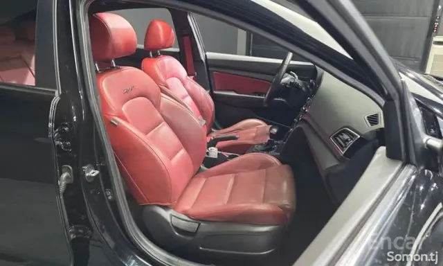Hyundai Elantra 2017 · 2.0 AT