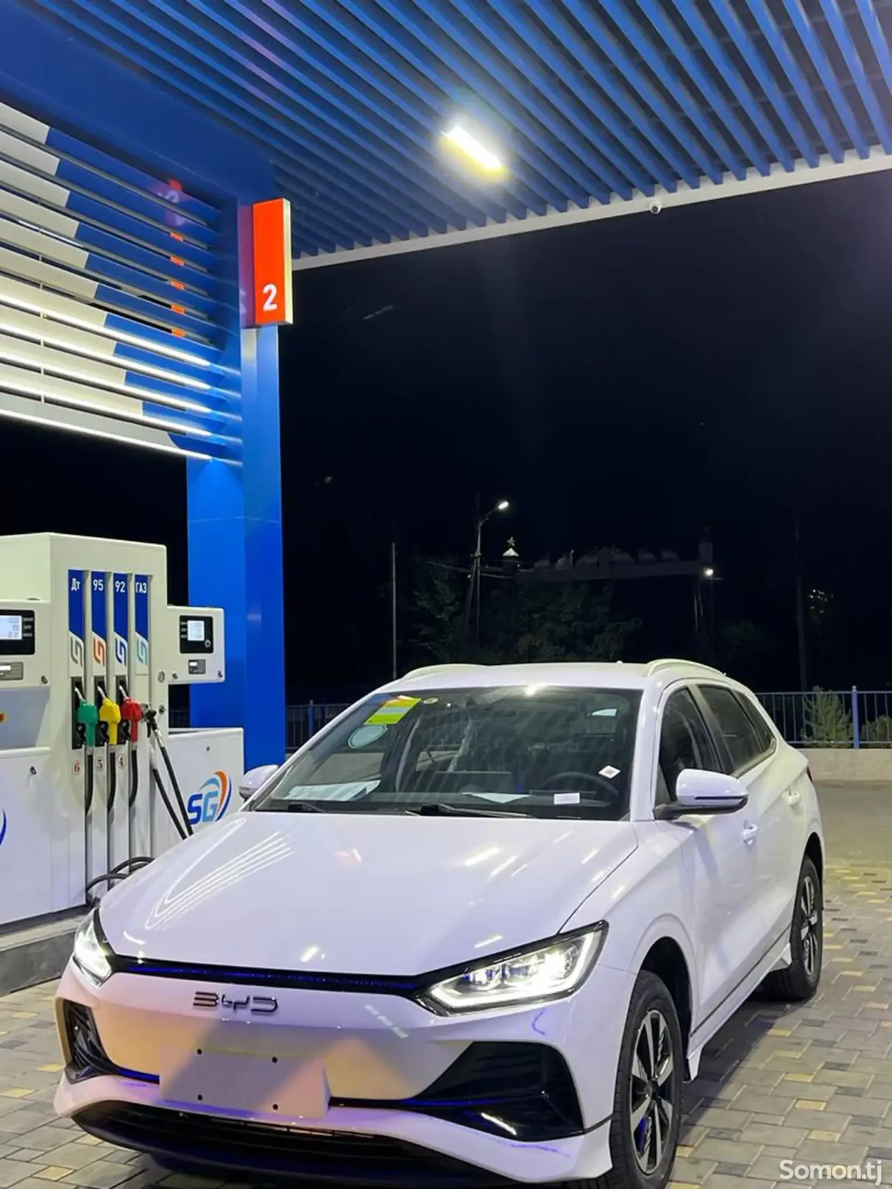 BYD E2 2025 · 1.7 AT