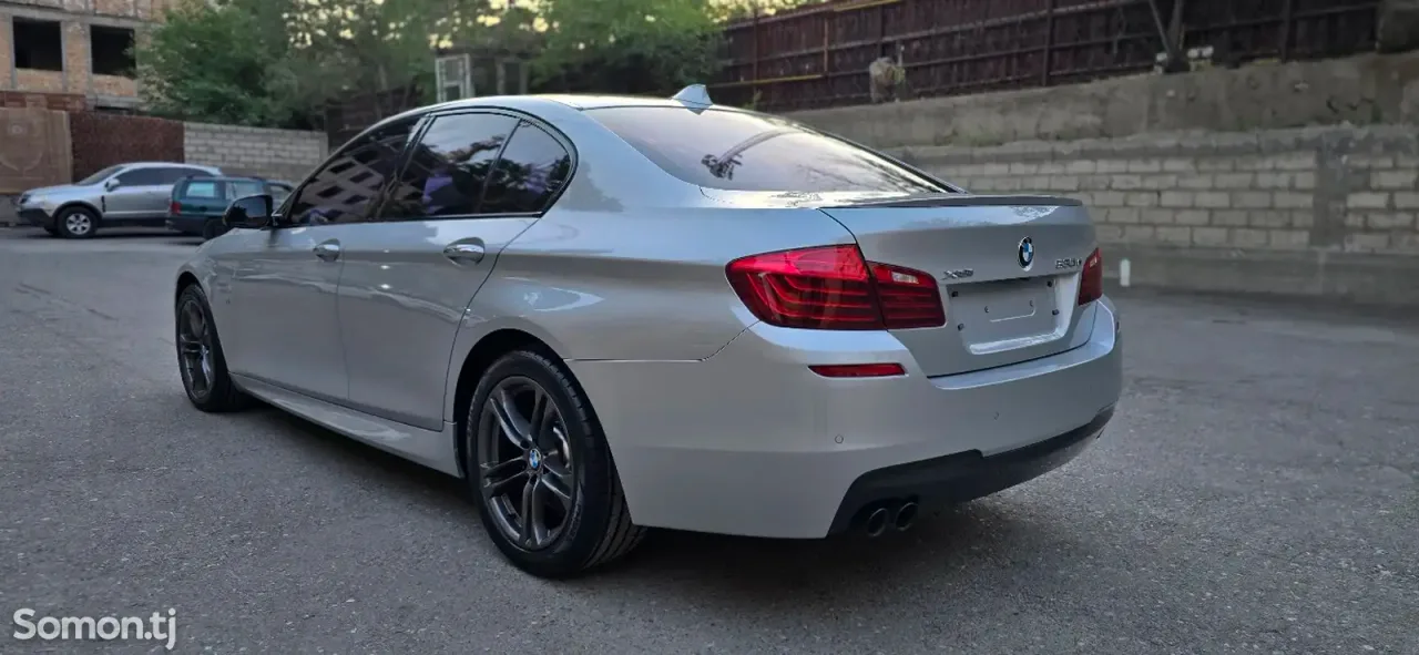 BMW 5 series 2014 · 3.0 AT