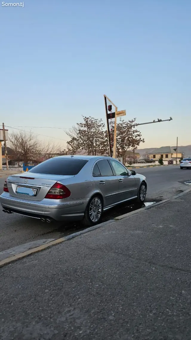 Mercedes-Benz E class 2006 · 3.5 AT
