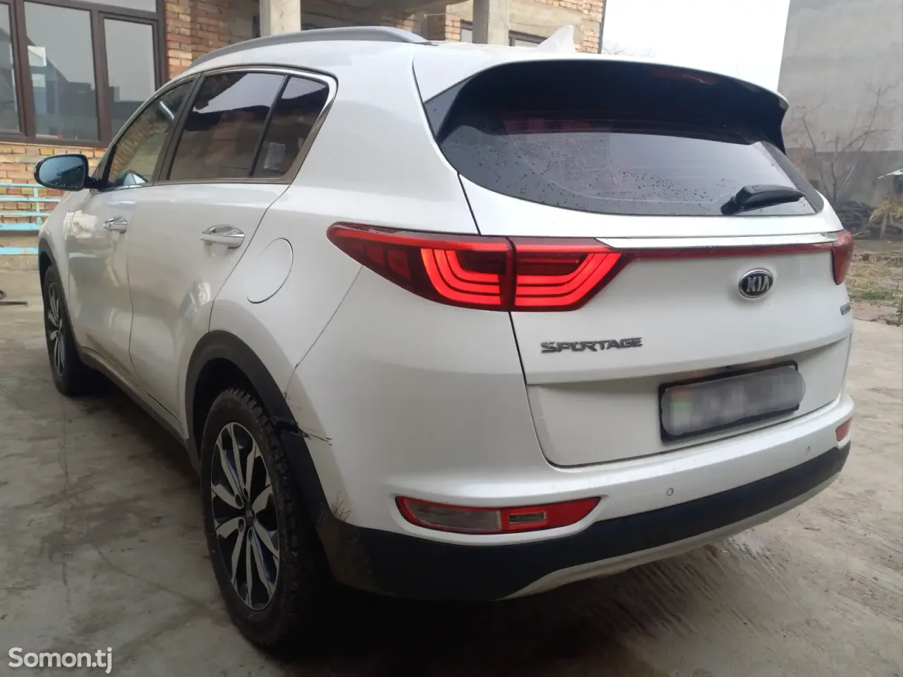 Kia Sportage 2015 · 1.7 AT