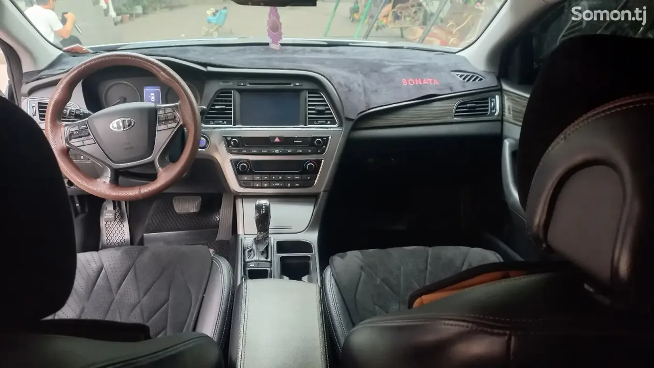Hyundai Sonata 2014 · 2.0 AT