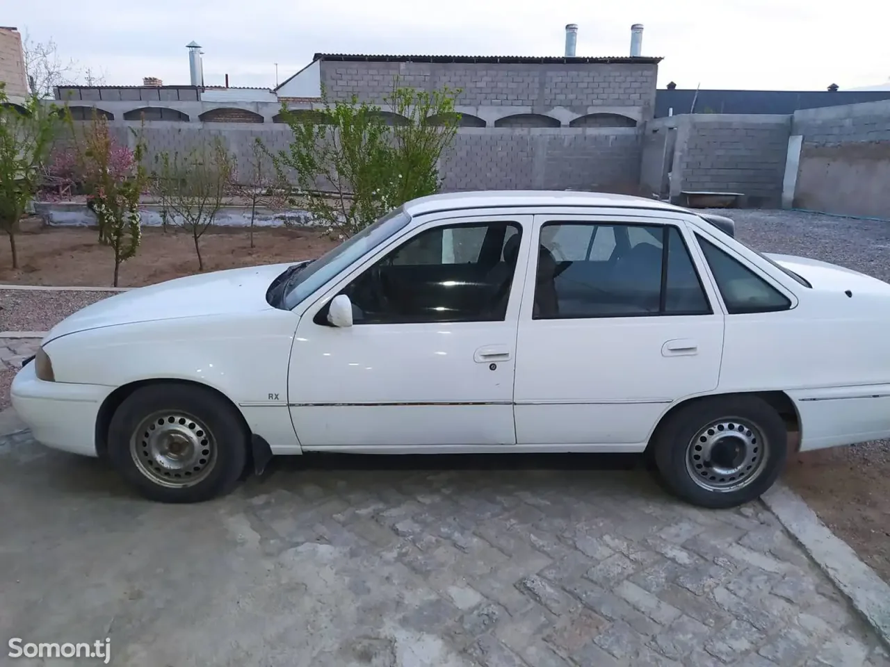 Daewoo Nexia 1995 · 1.5 MT