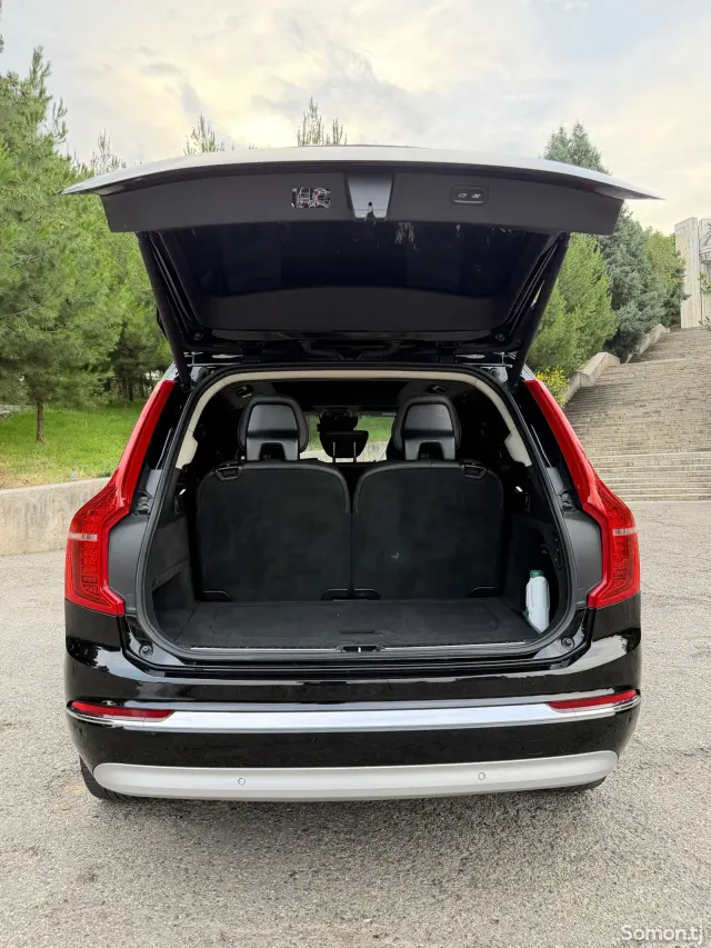 Volvo XC90 2023 · 2.4 AT