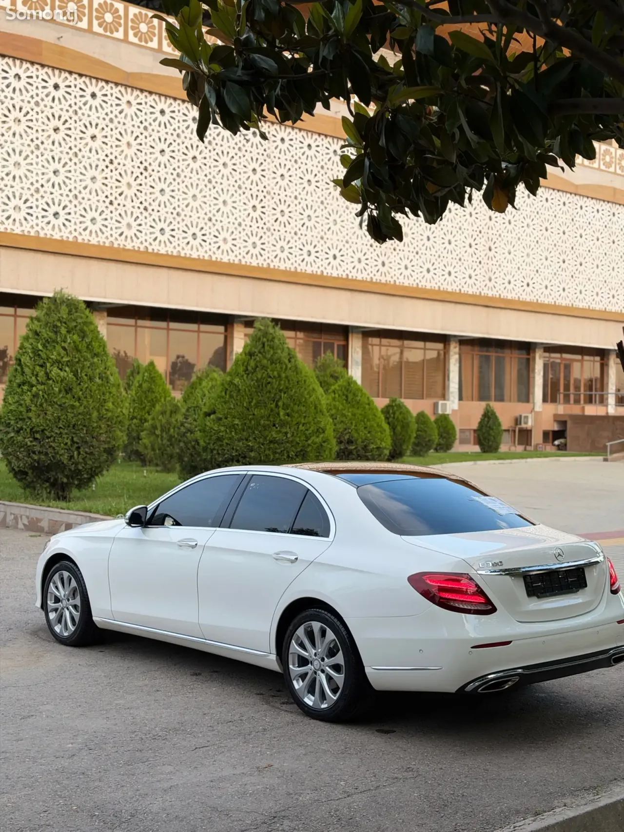 Mercedes-Benz E class 2017 · 3.0 AT