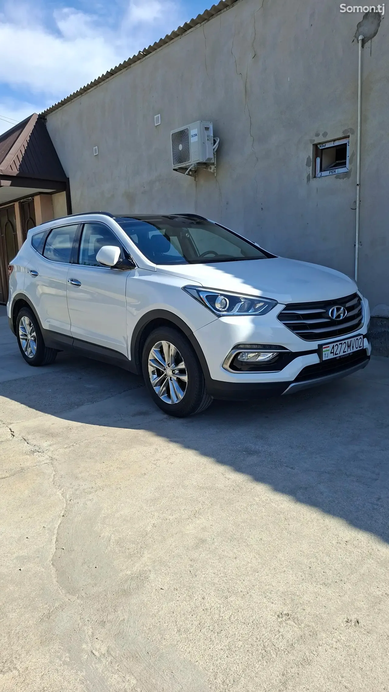 Hyundai Santa Fe 2016 · 2.0 AT