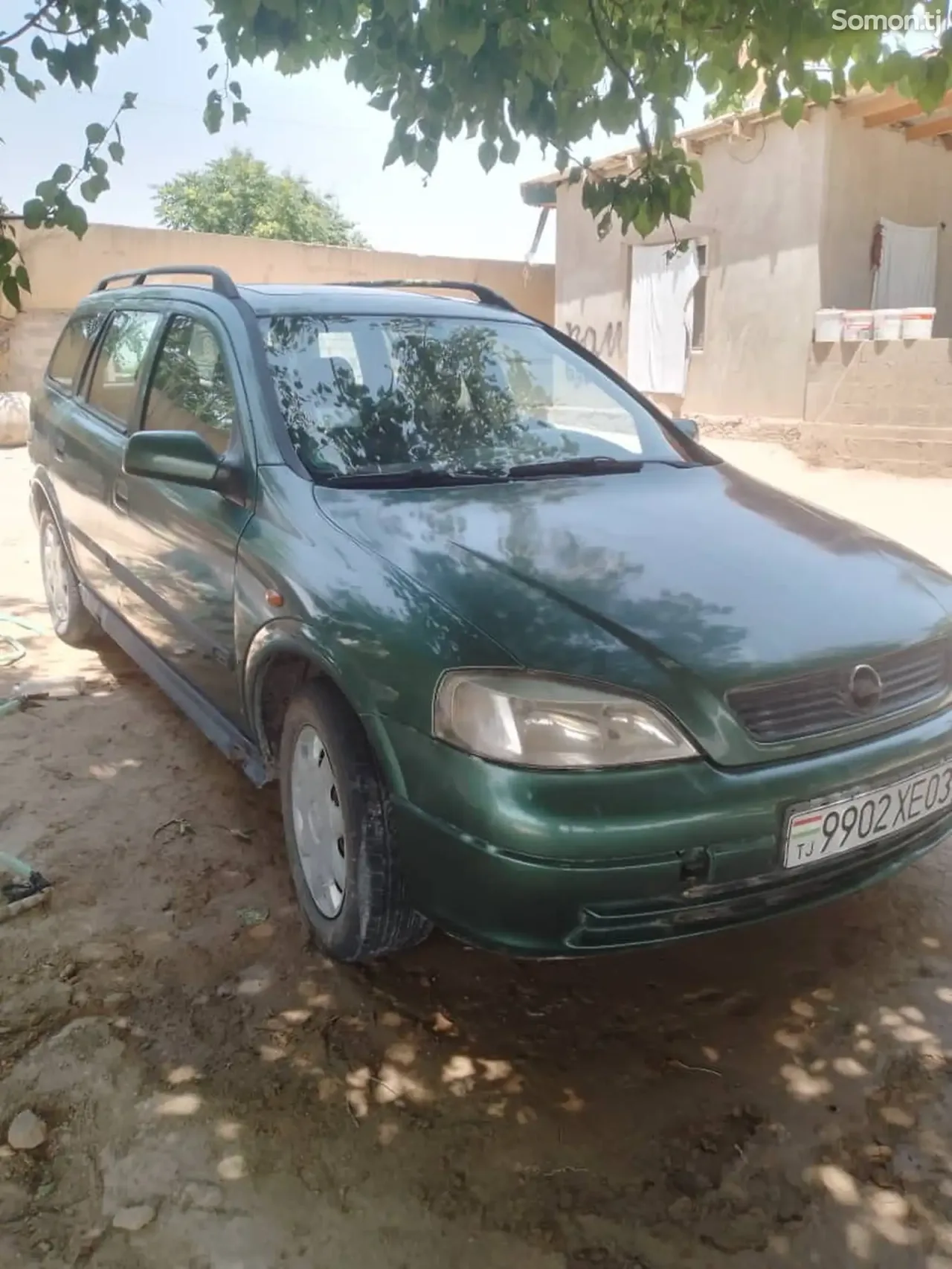 Opel Astra J 1998 · 1.6 MT