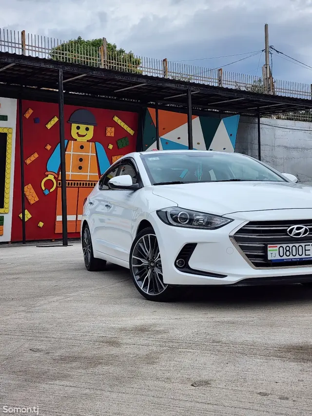 Hyundai Avante 2016 · 1.6 AT
