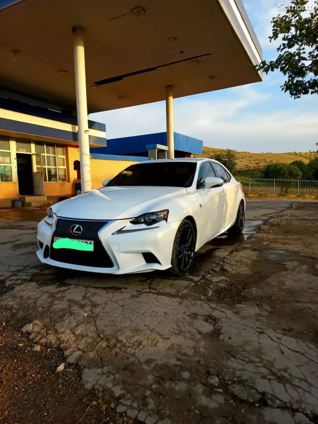 Lexus ES series 2015 · 2.5 AT