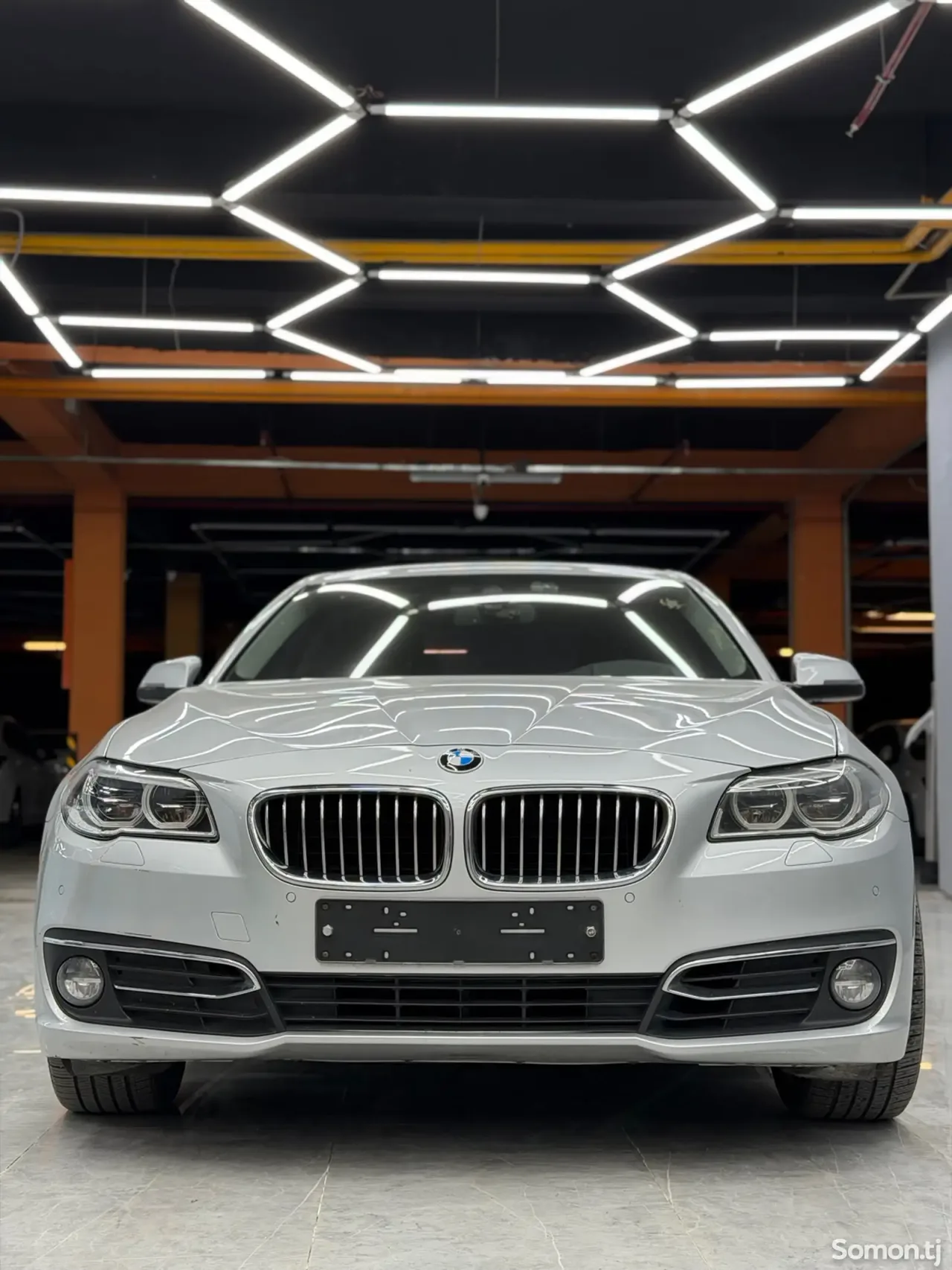 BMW 5 series 2014 · 2.0 AT