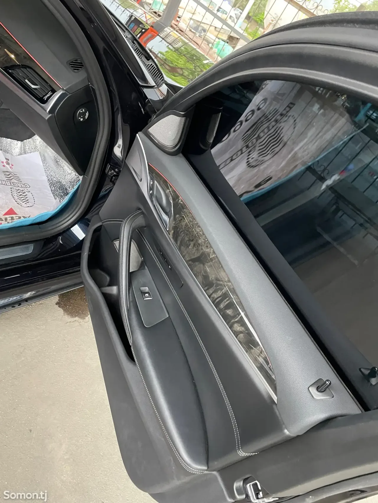 BMW 5 series 2017 · 3.0 AT