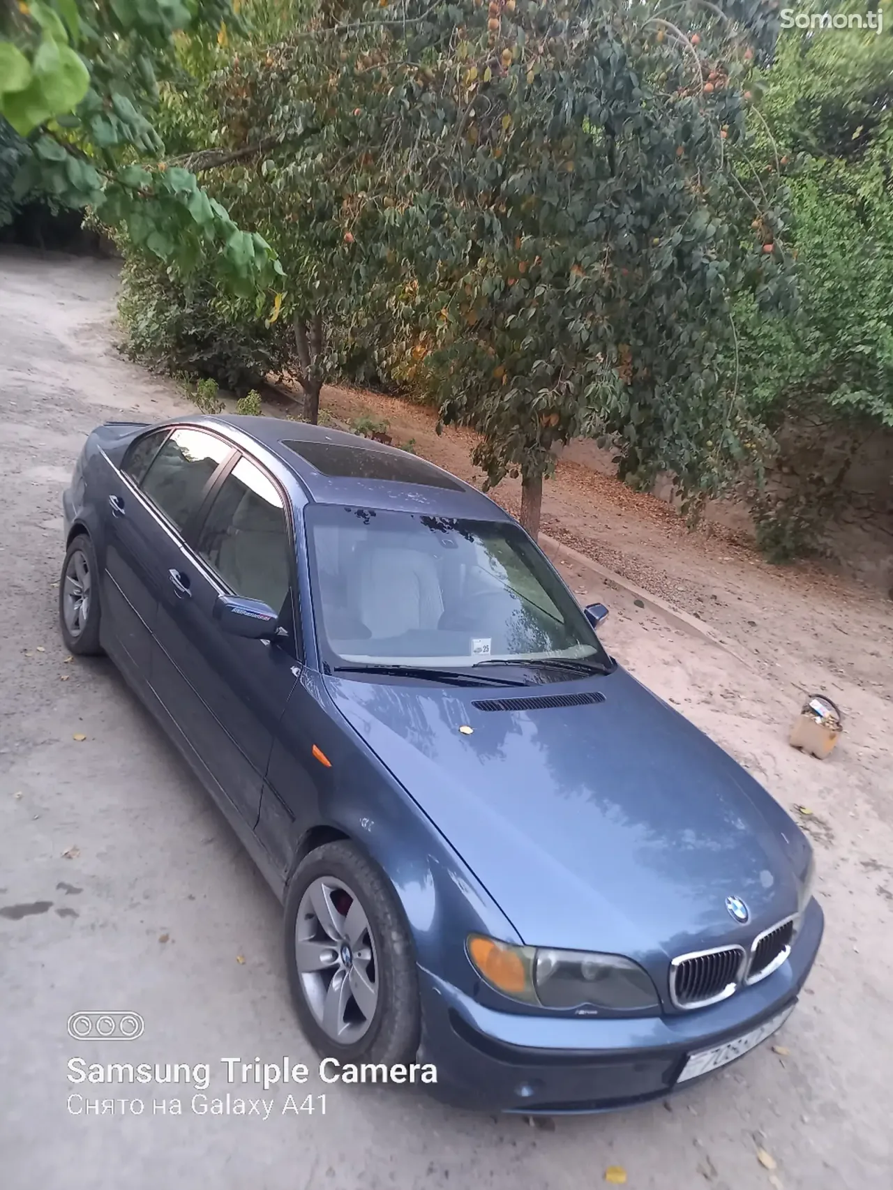 BMW 3 series 2004 · 2.5 AT