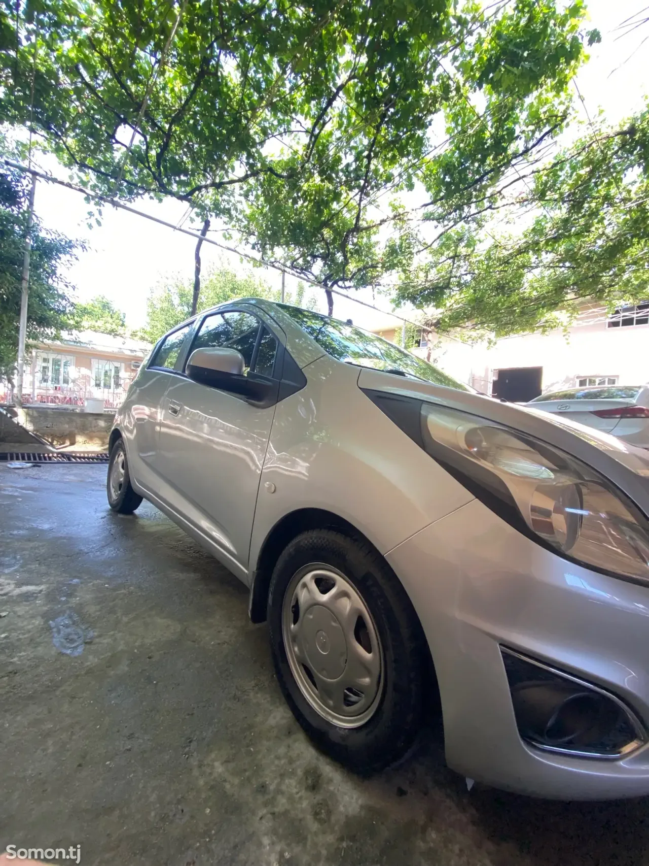Chevrolet Spark 2015 · 1.1 AT