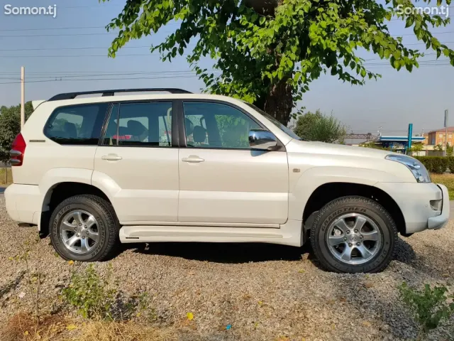 Toyota Land Cruiser Prado 2009 · 4.0 AT