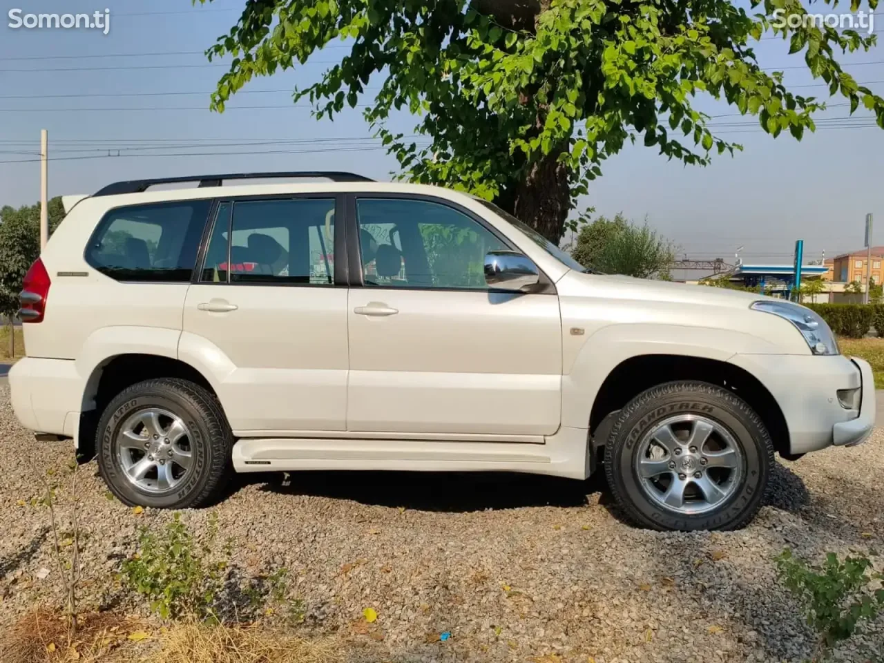 Toyota Land Cruiser Prado 2009 · 4.0 AT