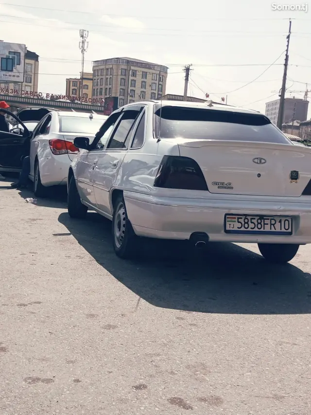 Daewoo Nexia 1997 · 1.6 MT