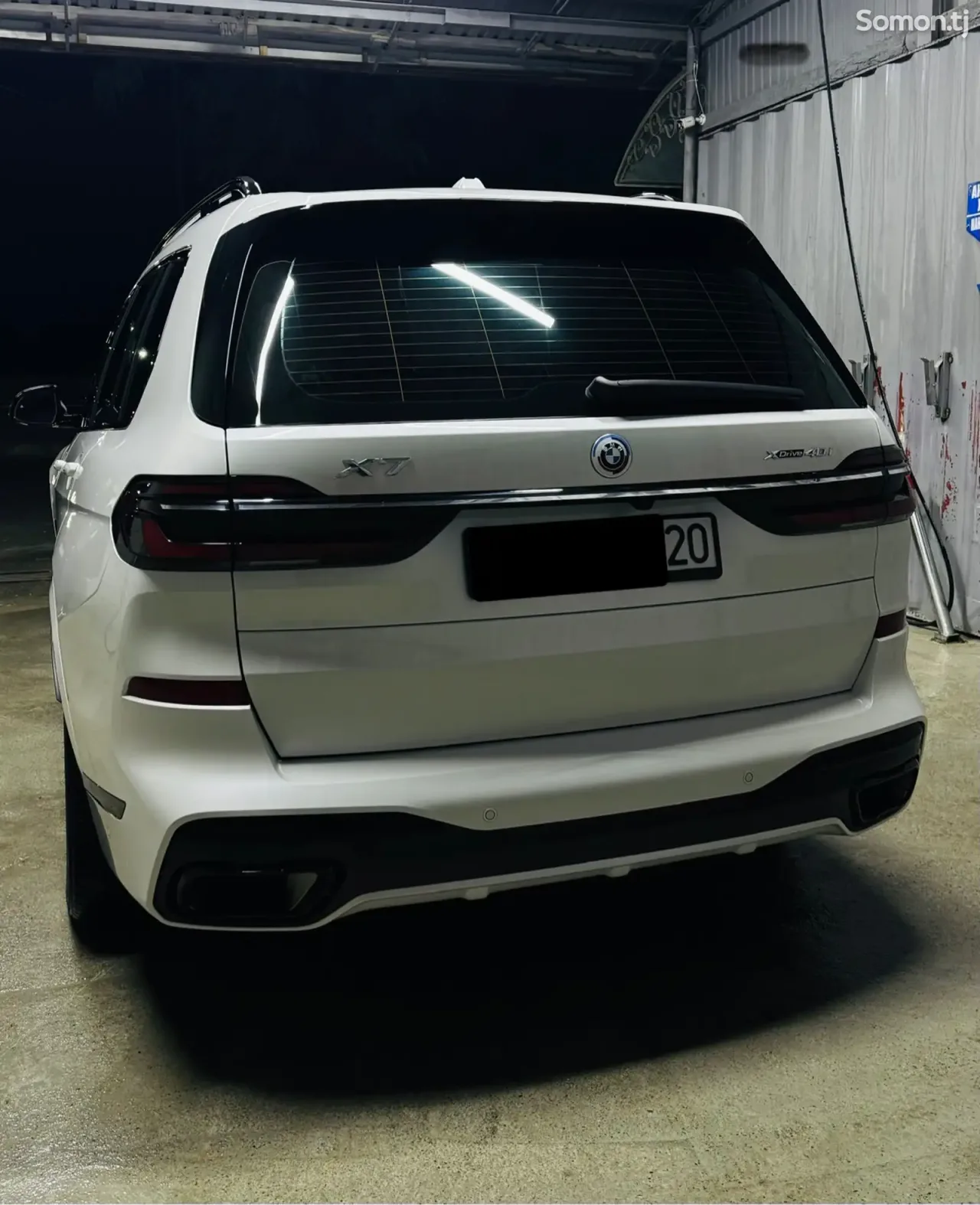 BMW X7 2025 · 4.0 AT