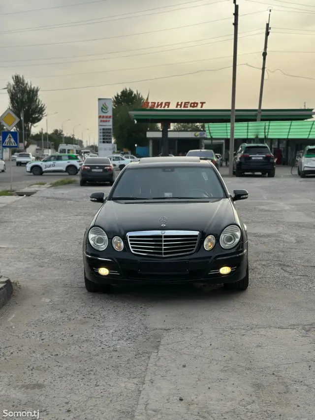Mercedes-Benz E class 2009 · 3.5 AT