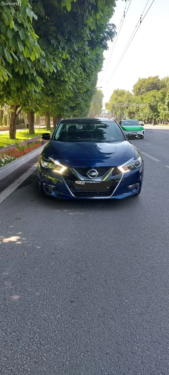Nissan Maxima 2016 · 3.5 AT