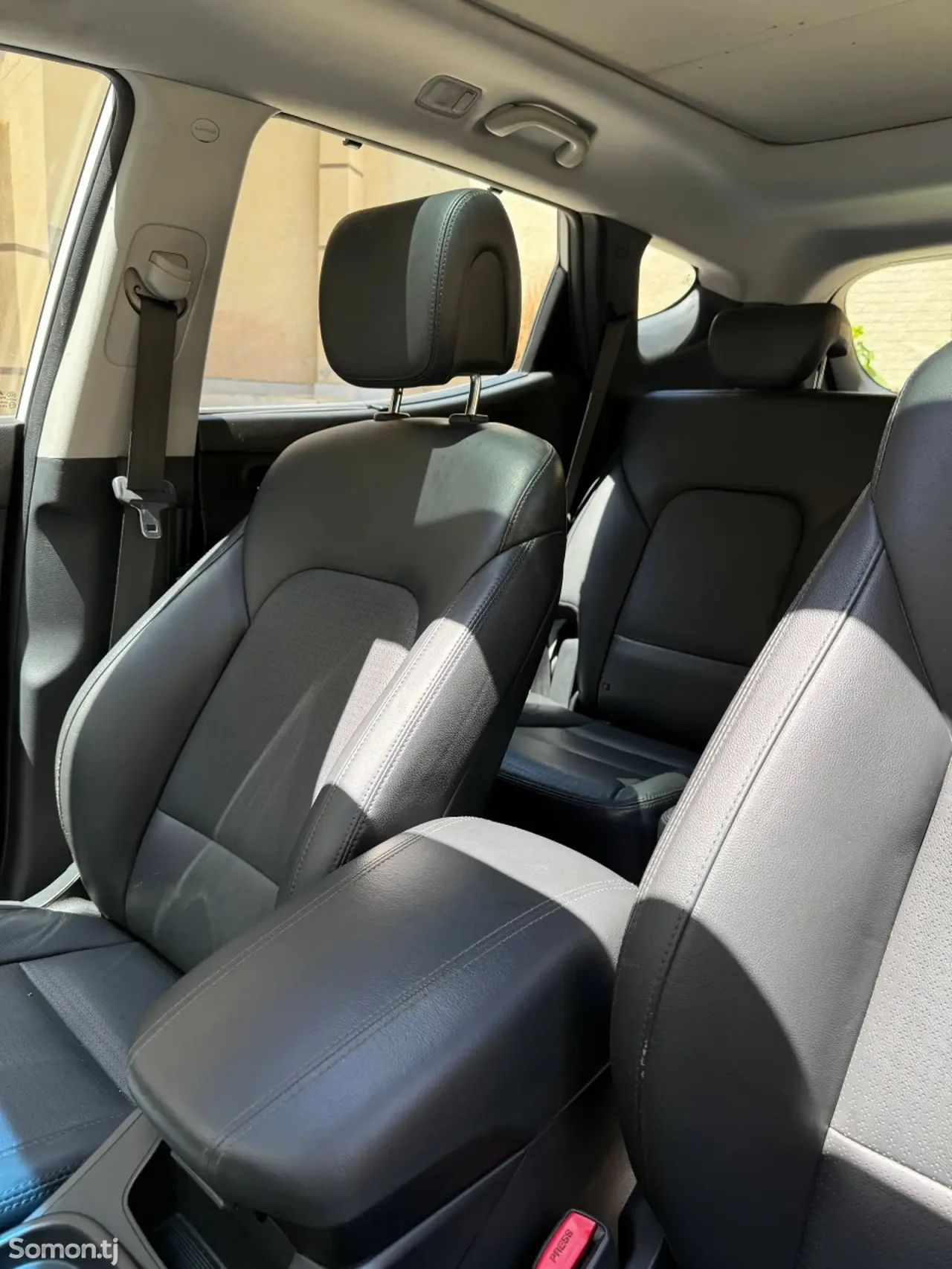 Hyundai Santa Fe 2015 · 2.4 AT