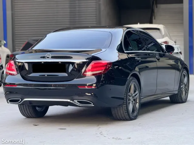 Mercedes-Benz E class 2020 · 2.2 AT