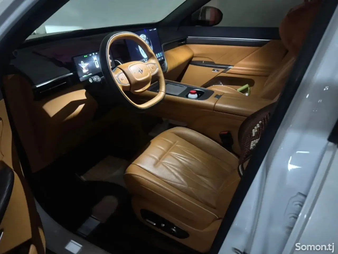 Dongfeng EP 008 2025 · AT